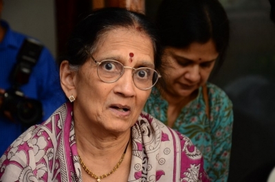 Vijaya Bapineedu Condolences Photos - 31 of 42
