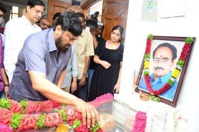 Vijaya Bapineedu Condolences Photos - 32 of 42