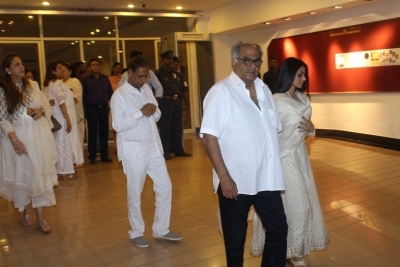 Vinod Khanna Prayer Meet Photos - 36 of 42