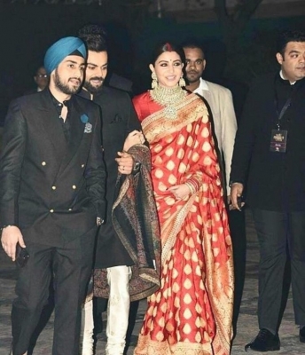 Virat and Anushka Reception Photos - 2 of 10