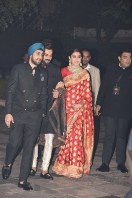 Virat and Anushka Reception Photos - 4 of 10