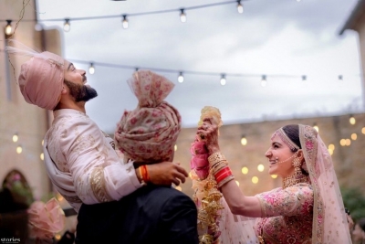 Virat Kohli and Anushka Sharma Wedding Photos - 2 of 7