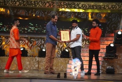 Zee Telugu Golden Awards 2017 - 13 of 55