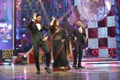 Zee Tv Apsara Award Stills - 34 of 61