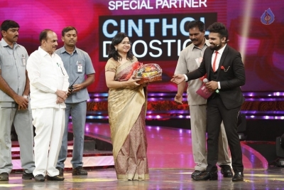 Zee Tv Apsara Award Stills - 42 of 61