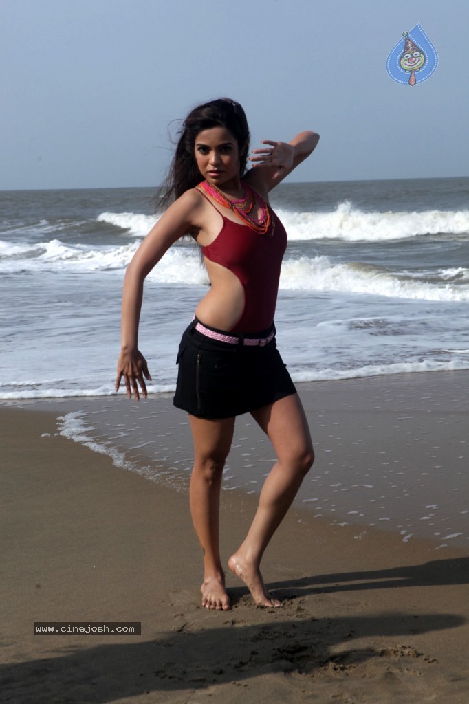 Adonica New Spicy Stills - 36 / 84 photos