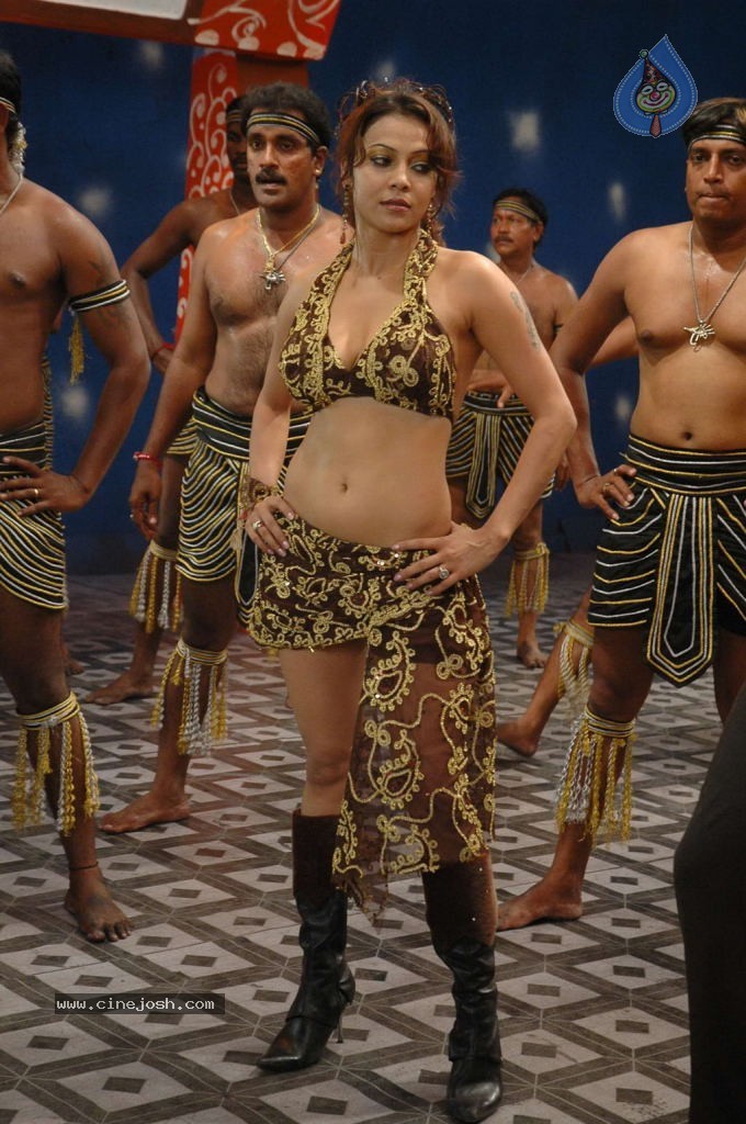 Ajantha Tamil Movie Spicy Stills - 40 / 73 photos