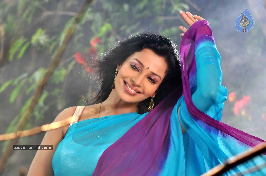 Akashamlo Sagam Movie Spicy Stills - 30 / 40 photos