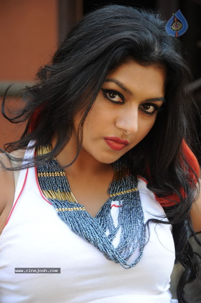 Akshida Hot Photos - 6 / 103 photos