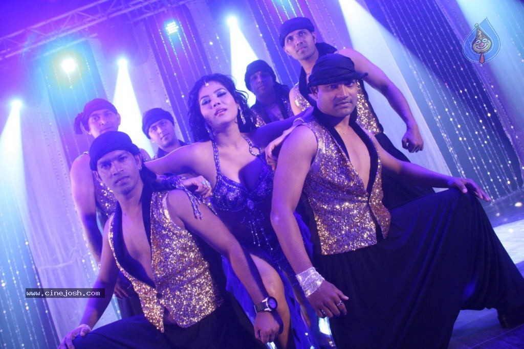 Amavasya Movie Item Song Stills - 17 / 177 photos