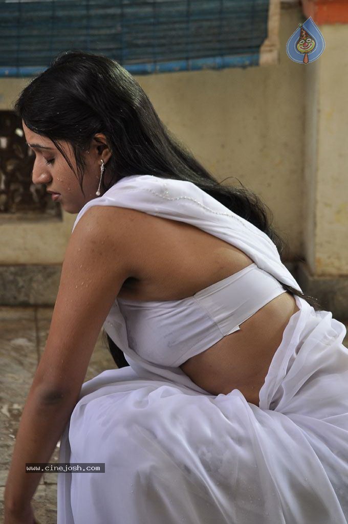 Anagarigam Tamil Movie Spicy Stills - 14 / 92 photos