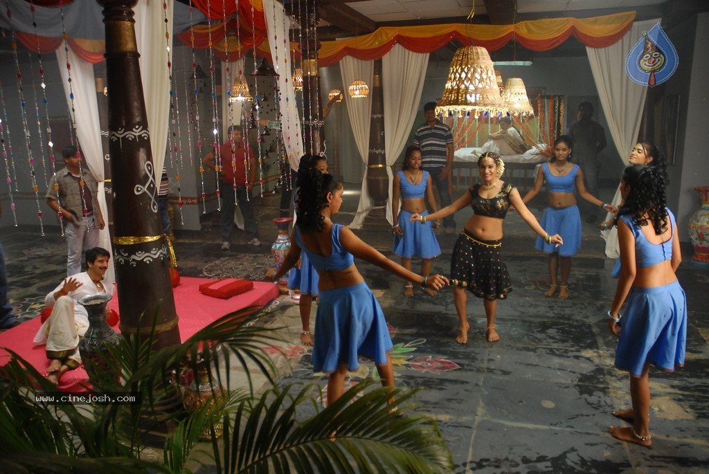 Anarkali Movie Hot Stills - 36 / 88 photos