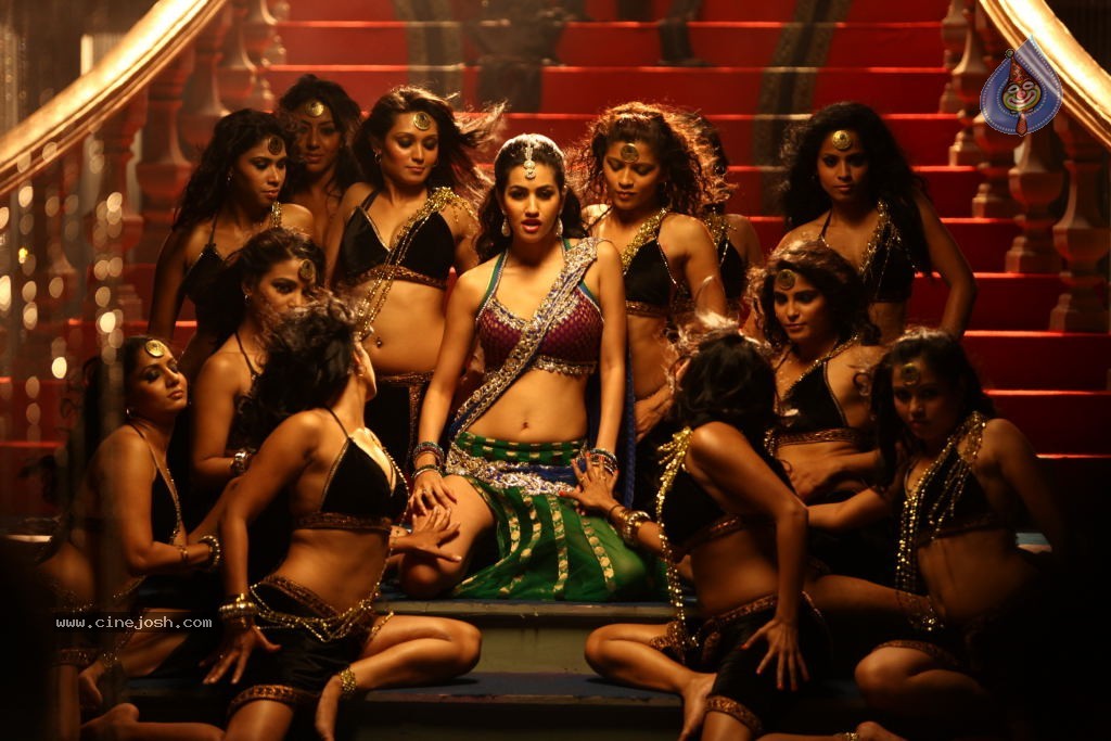 Anjali Lavania Spicy Gallery - 52 / 85 photos