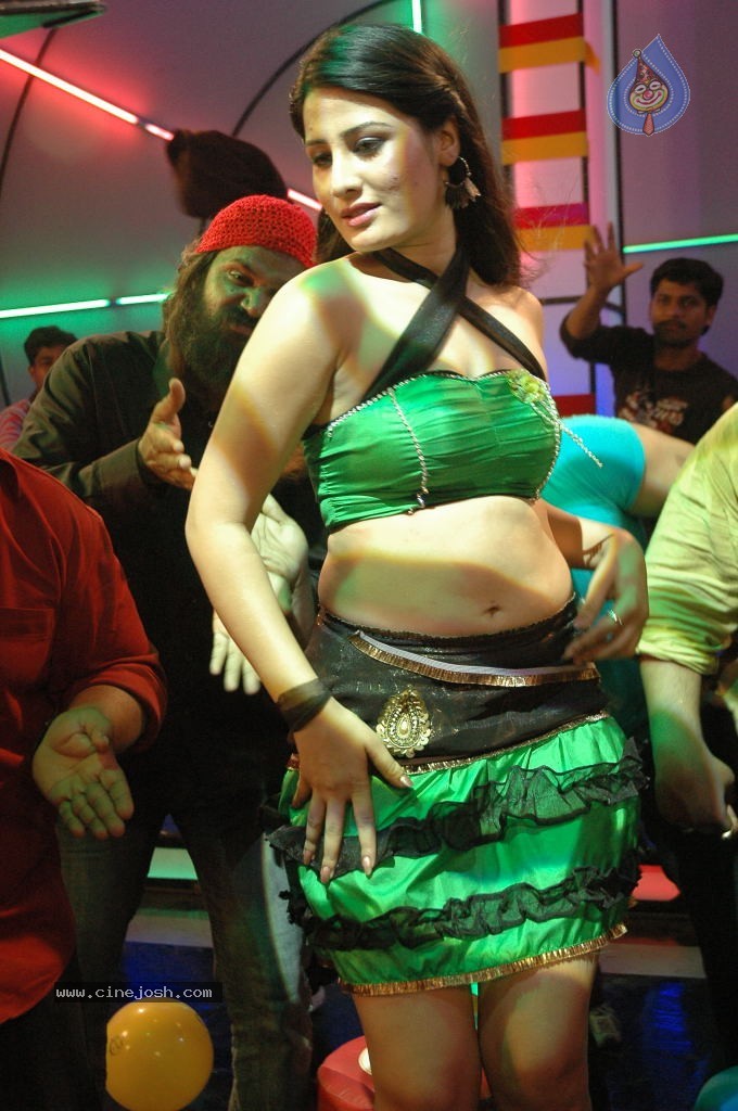 AJJU Spicy Stills - 34 / 46 photos
