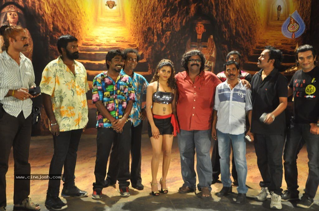 Appavi Katteri Tamil Movie Shooting Spot - 31 / 63 photos