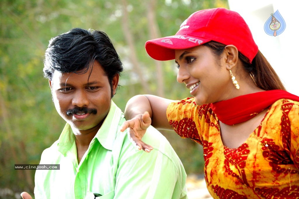 Avan Appadithan Tamil Movie Hot Stills - 26 / 35 photos