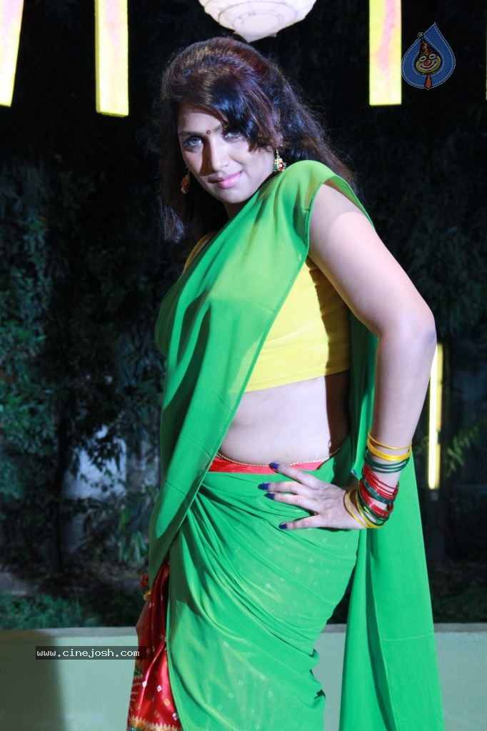 Bhuvaneswari Hot Stills - 42 / 68 photos