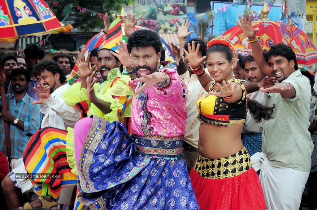 Bodinayakanur Ganesan Movie Hot Stills - 14 / 21 photos