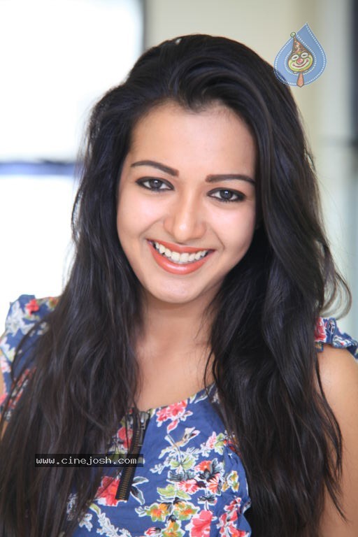 Catherine Tresa Hot Stills  - 17 / 43 photos
