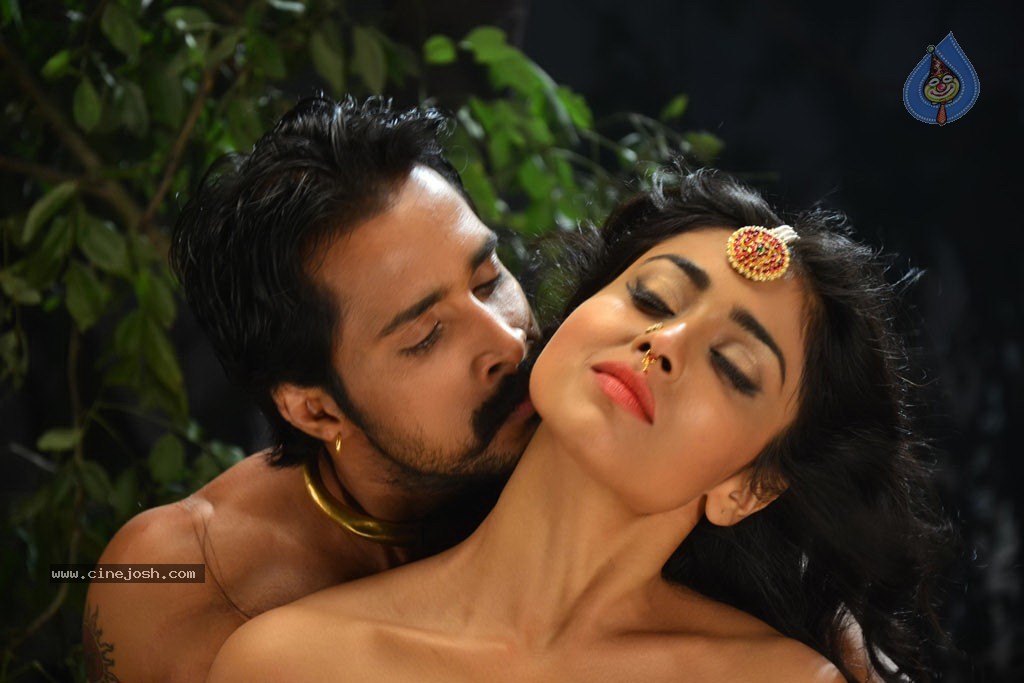 Chandra Movie Spicy Stills - 6 / 12 photos