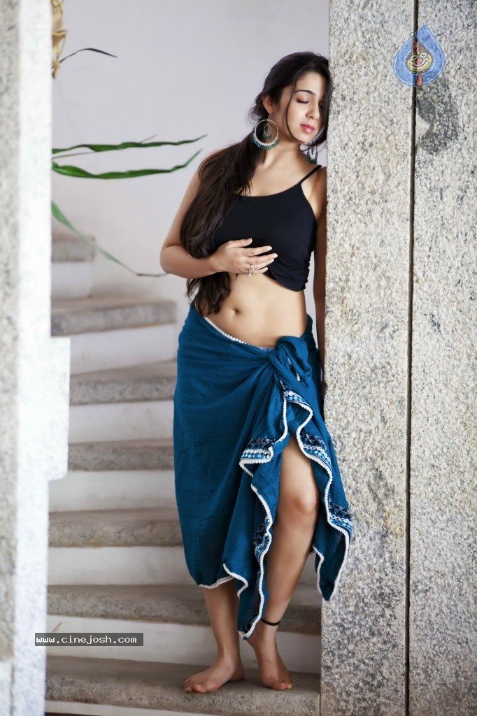 Charmi Latest Photo Shoot - 11 / 22 photos