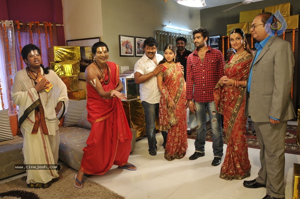 Cinemaki Veladam Randi Movie Spicy Stills - 64 / 136 photos