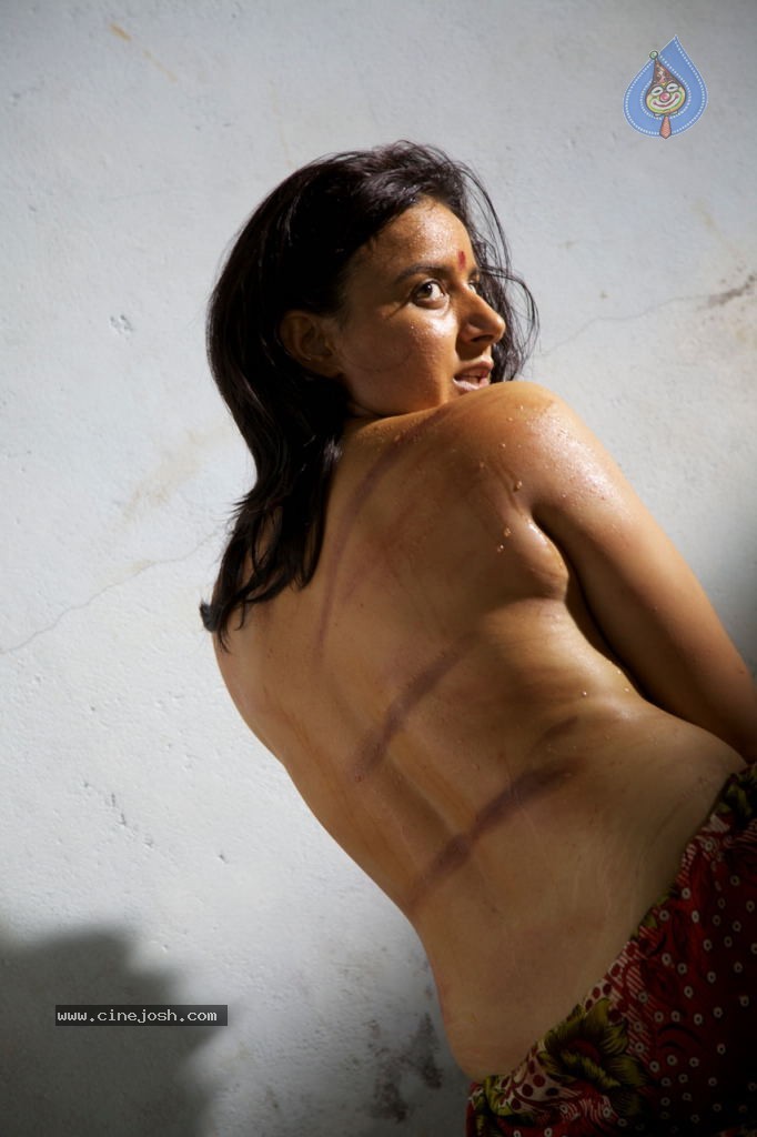 Dandupalya Movie Hot Stills - 13 / 13 photos