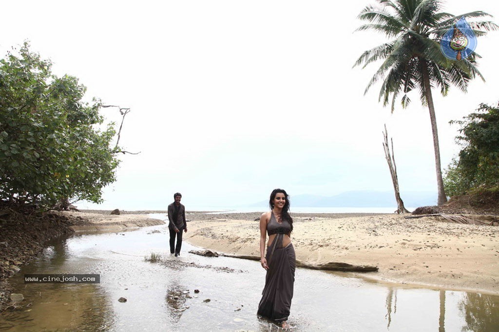 Ethir Neechal Tamil Movie Spicy Stills - 10 / 34 photos