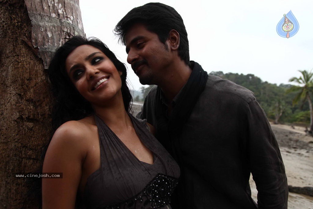 Ethir Neechal Tamil Movie Spicy Stills - 22 / 34 photos