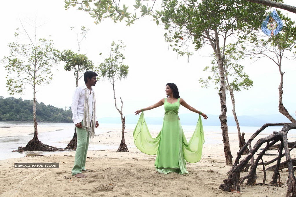 Ethir Neechal Tamil Movie Spicy Stills - 29 / 34 photos