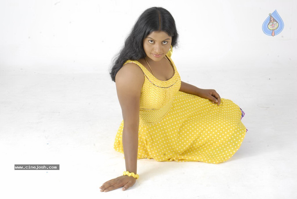 Ganja Koottam Tamil Movie Hot Stills - 30 / 69 photos
