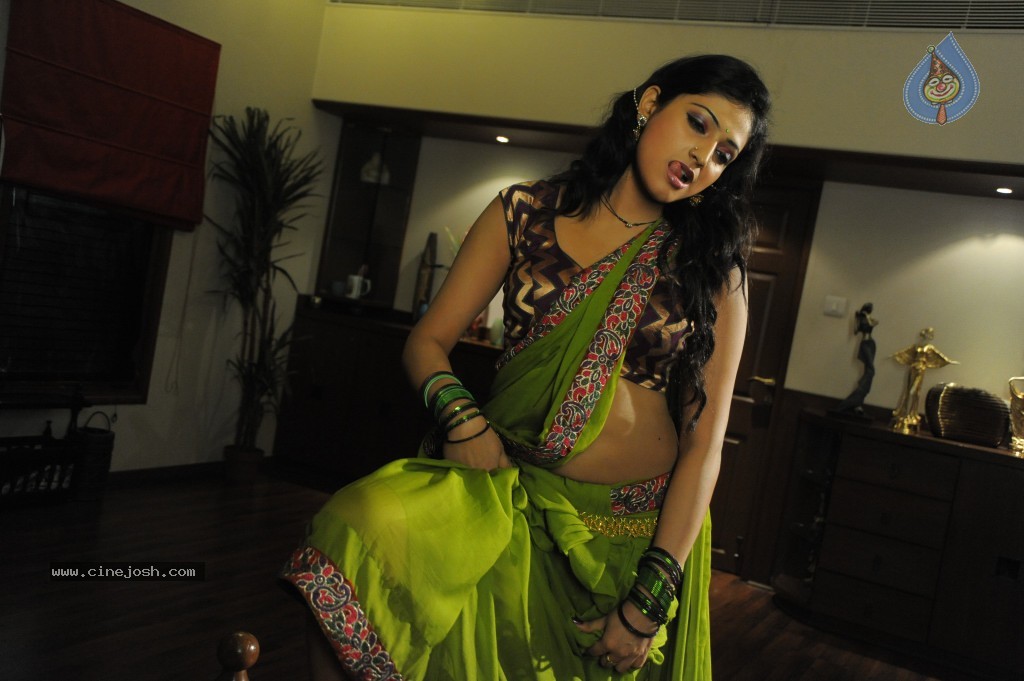 Haripriya Hot Photos - 60 / 60 photos