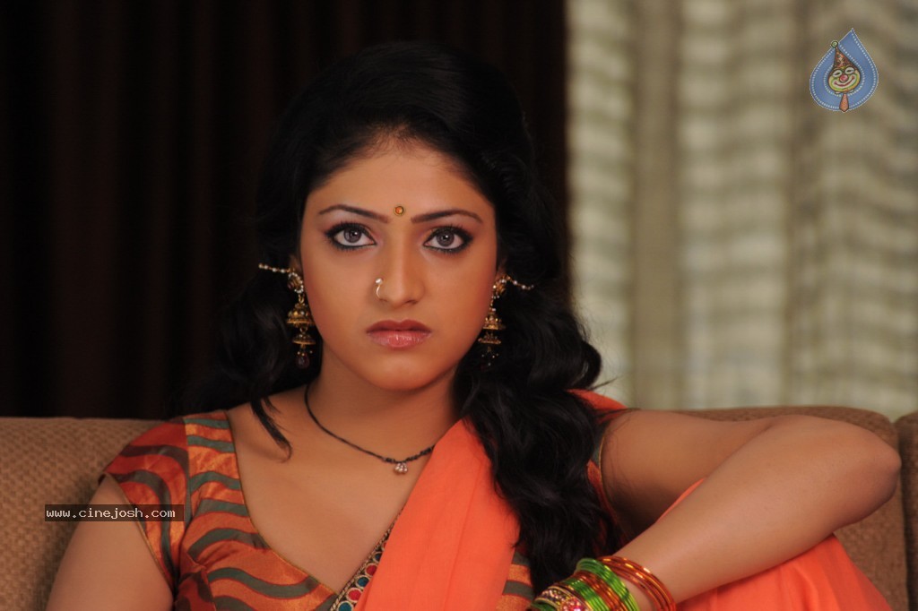 Haripriya Spicy Pics - 73 / 79 photos