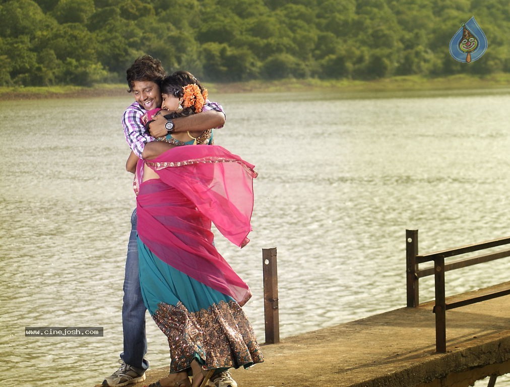 Hayi Hayigaa Movie Hot Stills - 19 / 50 photos