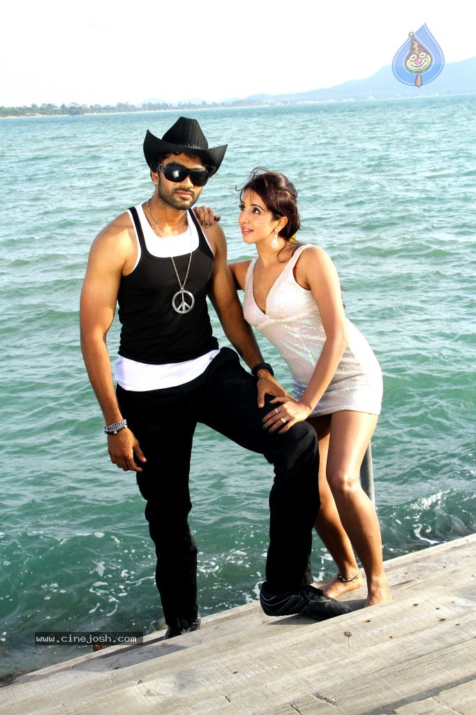 Jagan Movie Spicy Stills - 20 / 57 photos