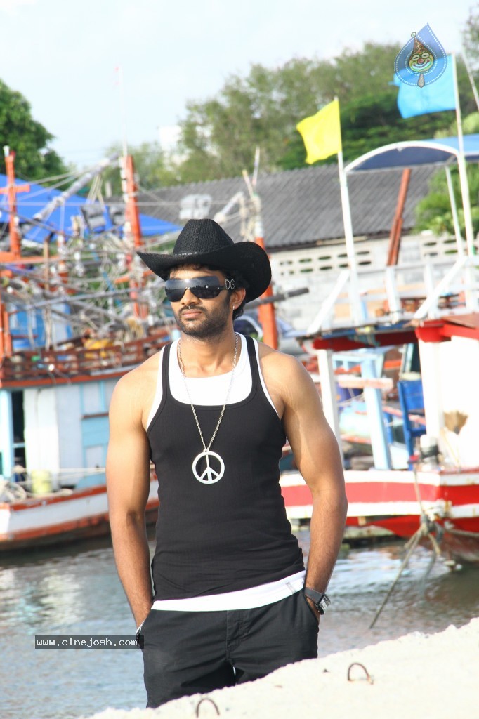 Jagan Movie Spicy Stills - 27 / 57 photos