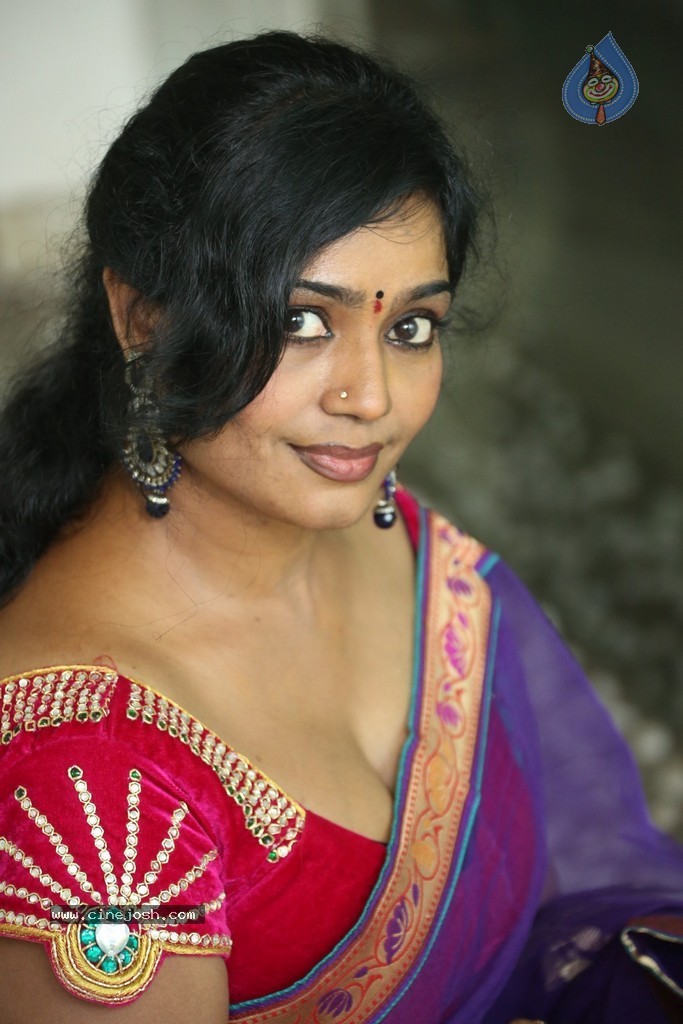 Jayavani Hot Stills - 89 / 180 photos