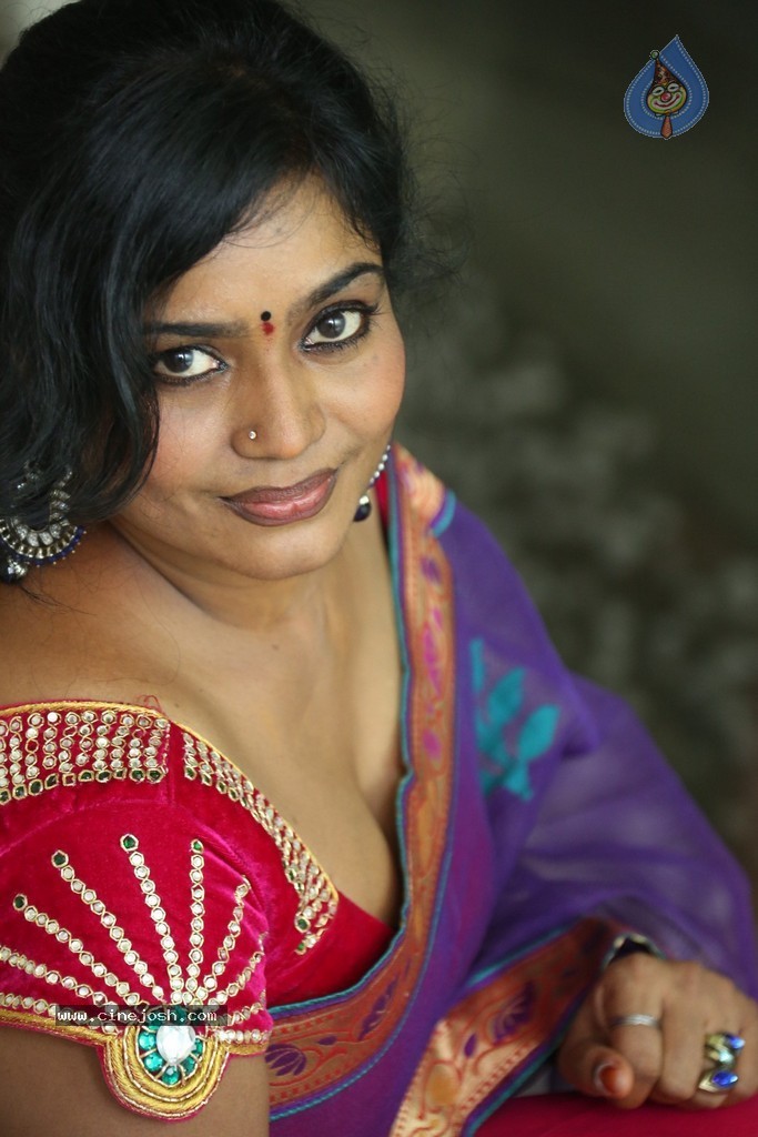 Jayavani Hot Stills - 114 / 180 photos