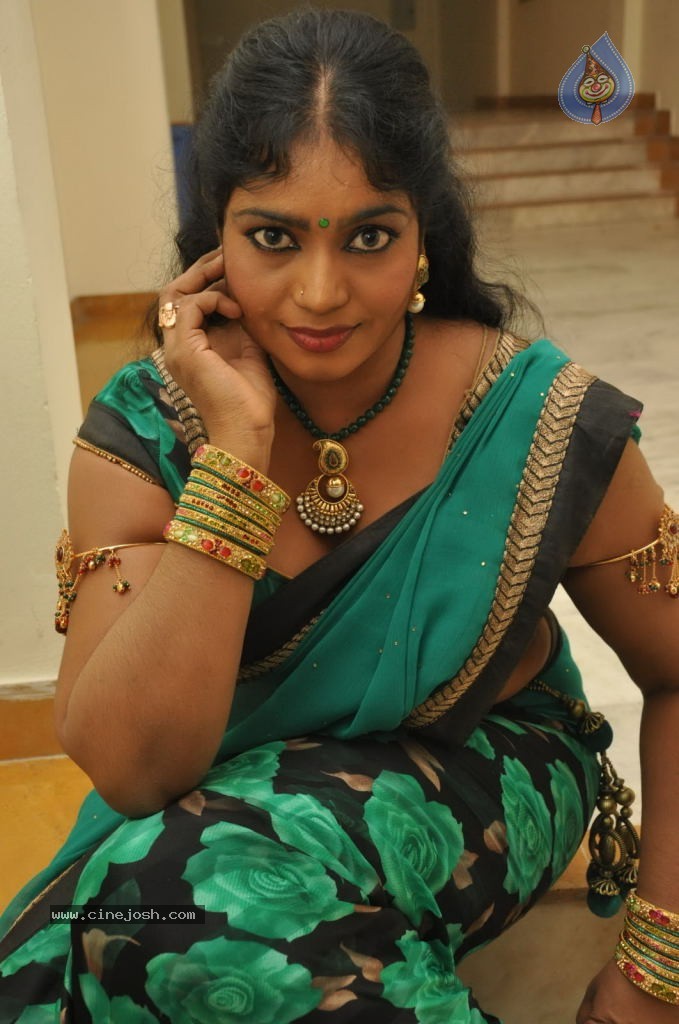 Jayavani Hot Stills - 8 / 59 photos