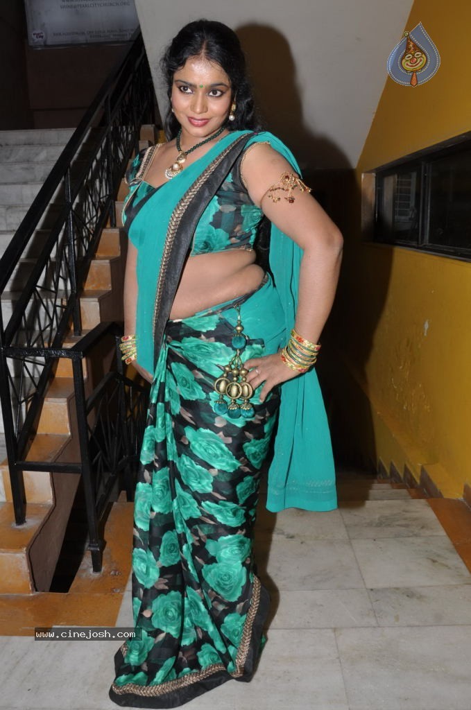 Jayavani Hot Stills - 17 / 59 photos