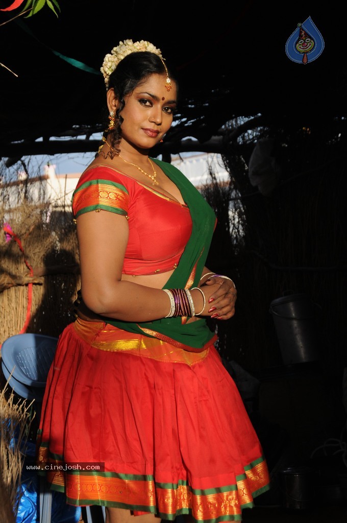 Jayavani Spicy Stills - 9 / 50 photos