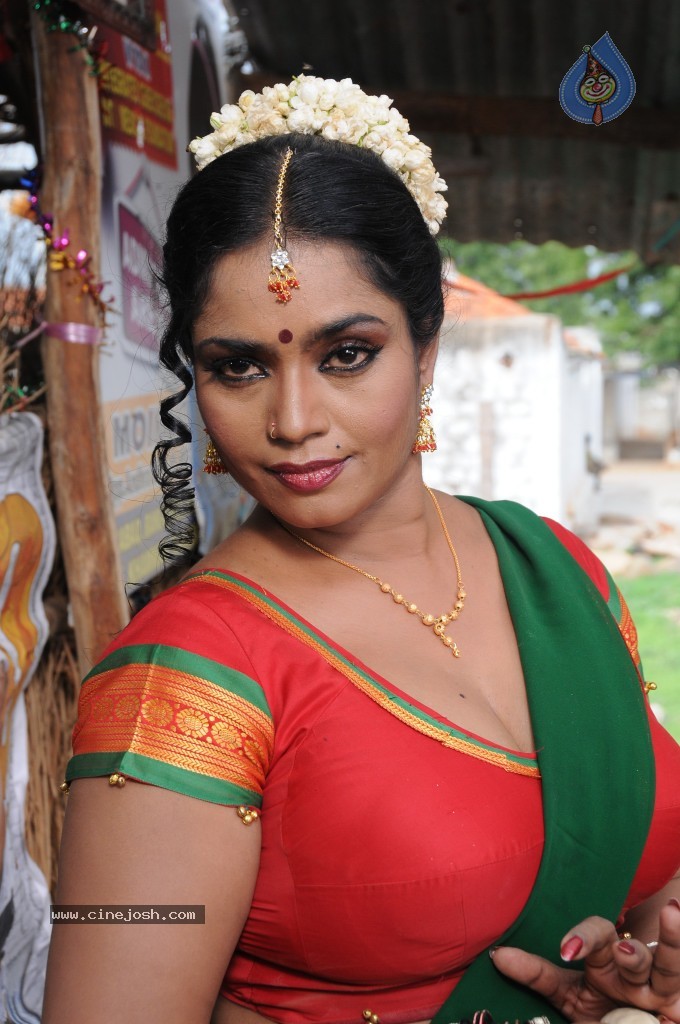 Jayavani Spicy Stills Photo 44 Of 50 