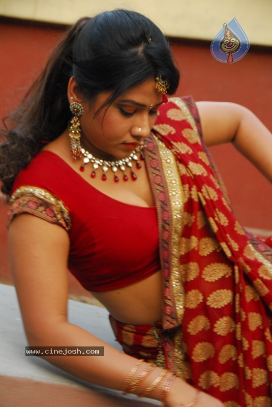 Jyothi Spicy Pics - 1 / 54 photos