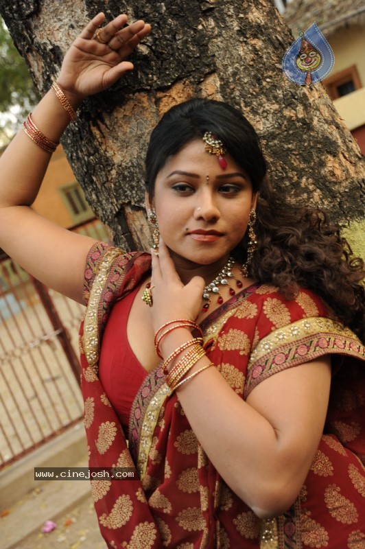 Jyothi Spicy Pics - 6 / 54 photos