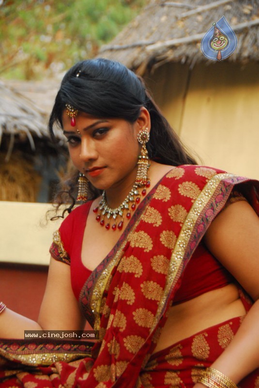 Jyothi Spicy Pics - 14 / 54 photos