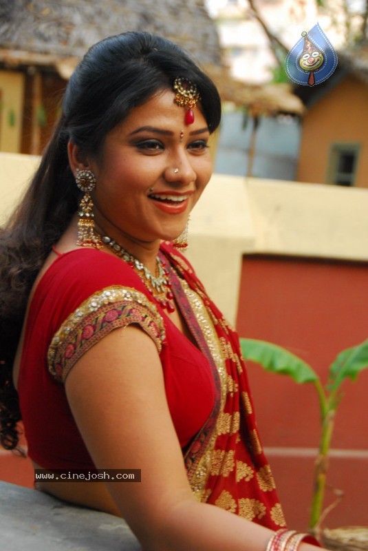 Jyothi Spicy Pics - 47 / 54 photos