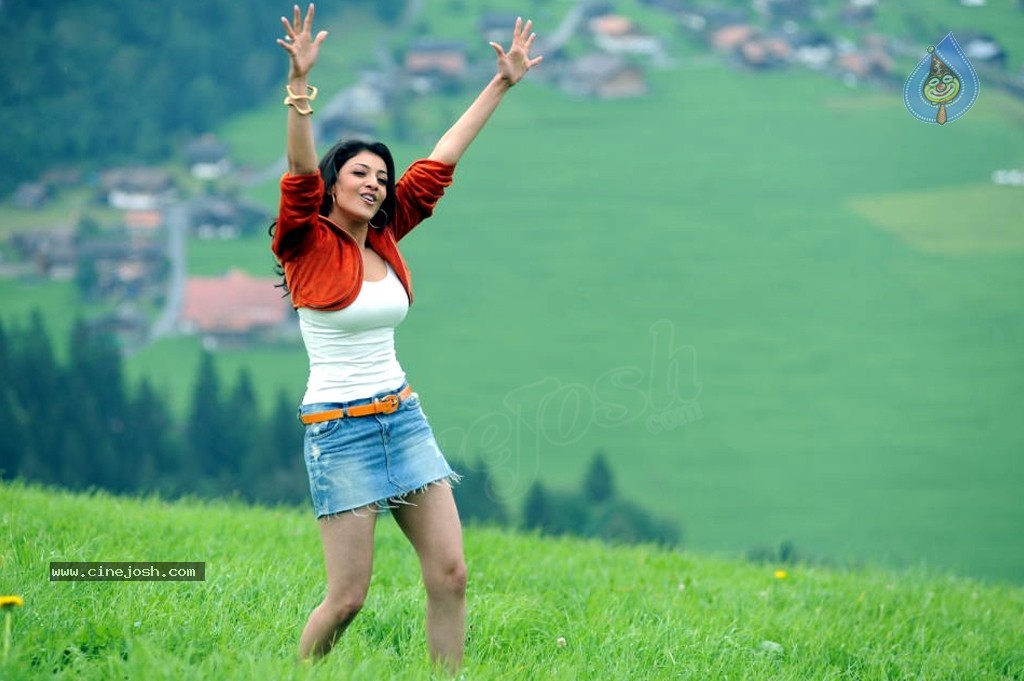 Kajal Agarwal Spicy Photos - 9 / 55 photos