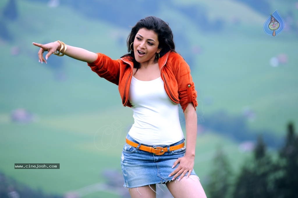Kajal Agarwal Spicy Photos - 25 / 55 photos