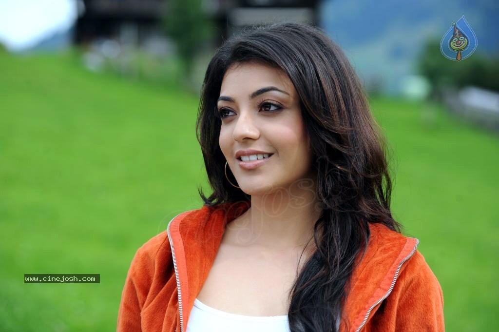 Kajal Agarwal Spicy Photos - 42 / 55 photos