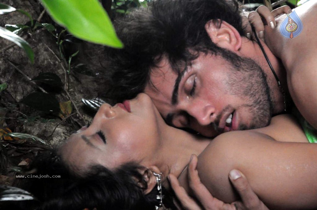 Kattu Puli Tamil Movie Spicy Stills - 20 / 49 photos